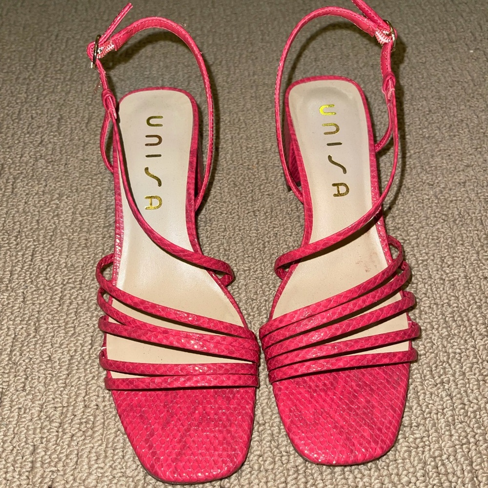 red snakeskin heels/sandals